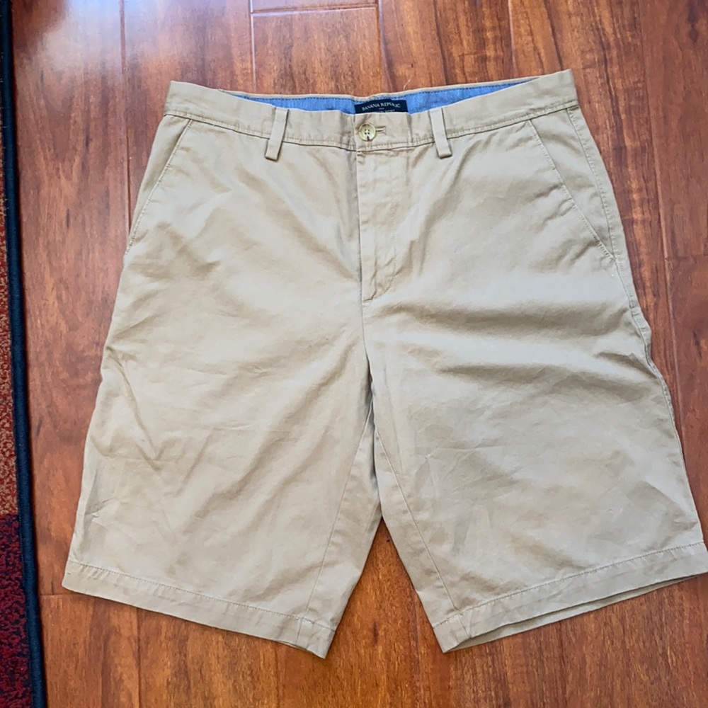 Men’s banana republic cargo shorts